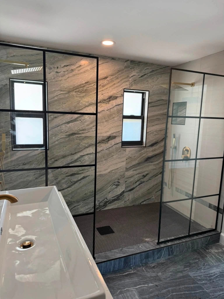 Aging-in-place curbless shower South Gate Sarasota