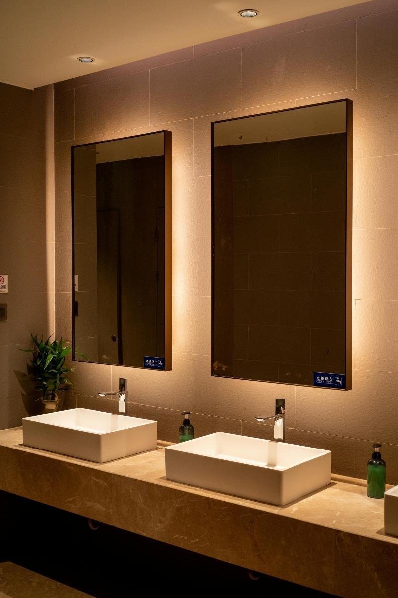 Master Bathroom Renovator